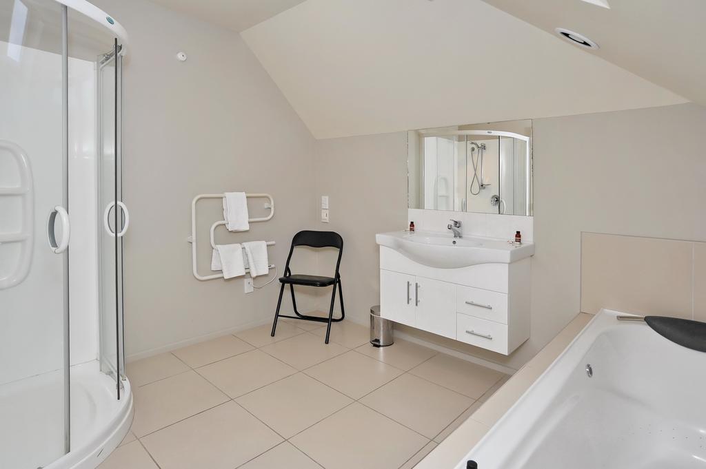 Regents 94B - Christchurch Holiday Homes المظهر الخارجي الصورة
